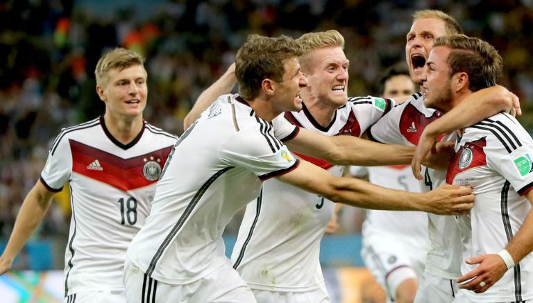 Alemania celebra junto a Götze en la final del Mundial de Brasil 2014