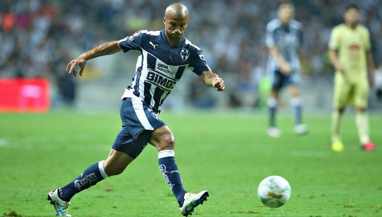 Sánchez reparte juego en partido de Rayados