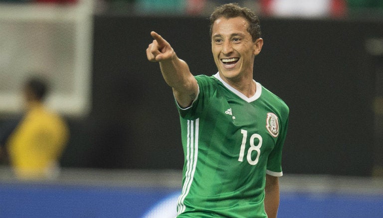 Guardado celebra anotación contra Paraguay