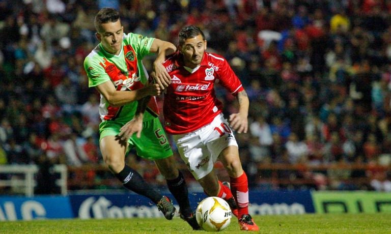 Juan Cuevas durante un partido con Mineros de Zacatecas en 2015