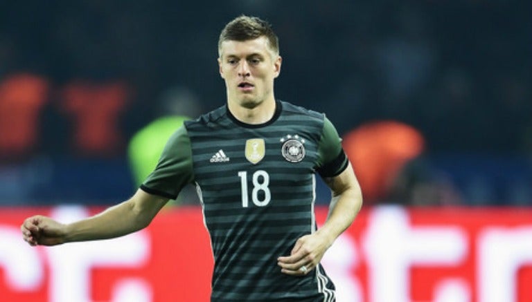 Kroos en un partido con Alemania