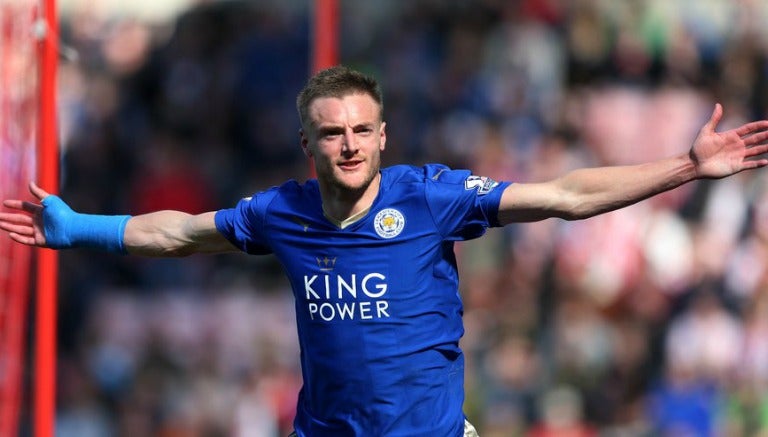 Vardy festeja un gol con el Leicester