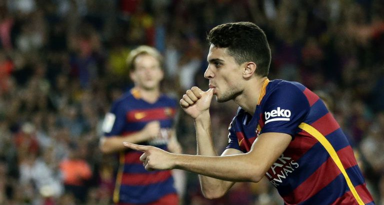 Marc Bartra festeja una anotación con el FC Barcelona