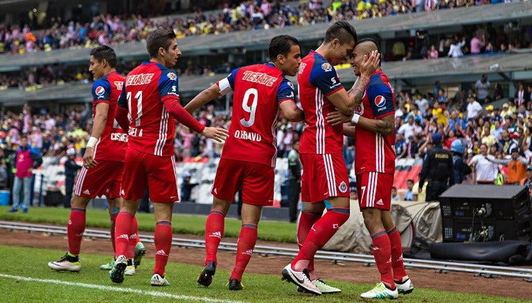 Jugadores del Rebaño festejando un tanto de Pineda