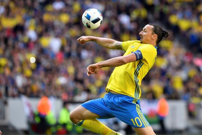 Zlatan disputa partido amistoso con selección de Suecia