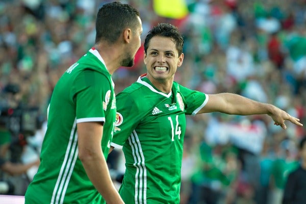 Chicharito, tras anotar a Jamaica