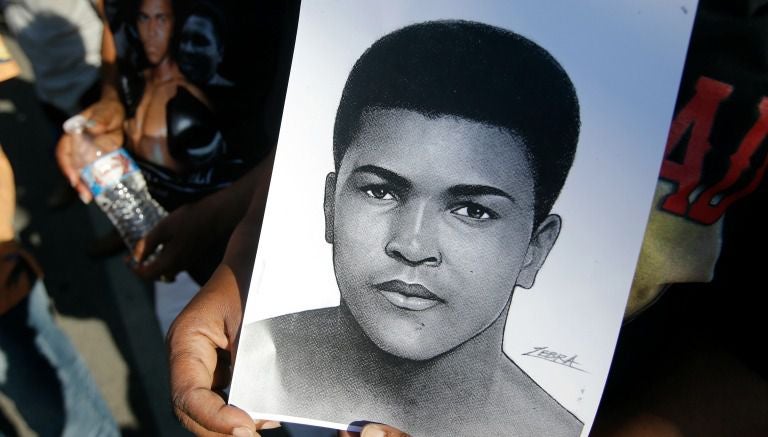 Aficionado carga dibujo de Muhammad Ali