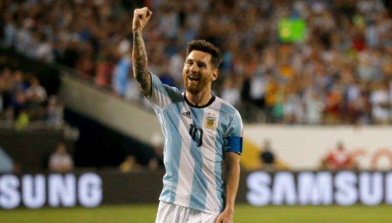 Messi festeja uno de sus goles con Argentina