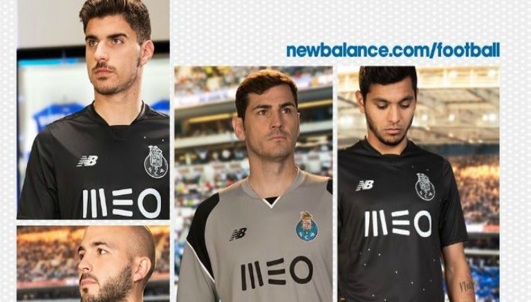 Jesús Manuel Corona en la imagen promocional de la nueva playera alternativa del Porto