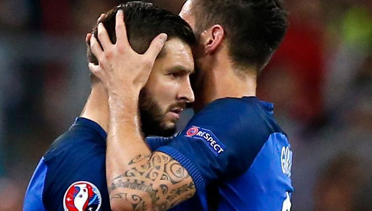 Gignac ingresa de cambio por Olivier Giroud