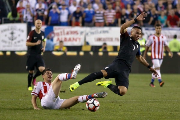 Una jugada del partido entre Estados Unidos y Paraguay