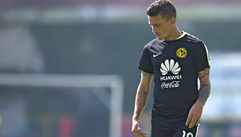 Lozano en entrenamiento con las Águilas