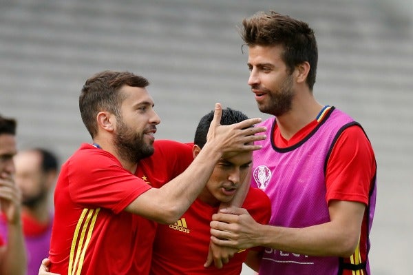 Pedro Rodríguez con Alba y Piqué