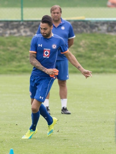 Julián Velázquez en un entrenamiento