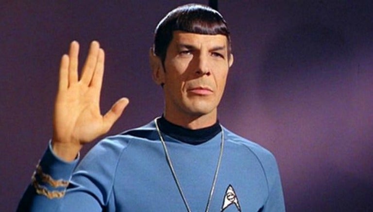 Leonard Nimoy, como el Sr. Spock en la película, Star Trek