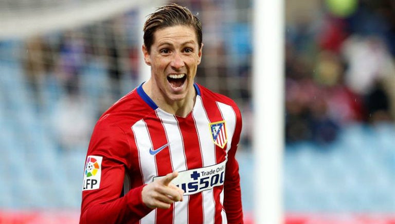 Fernando Torres festeja uno de sus goles con Atlético de Madrid 