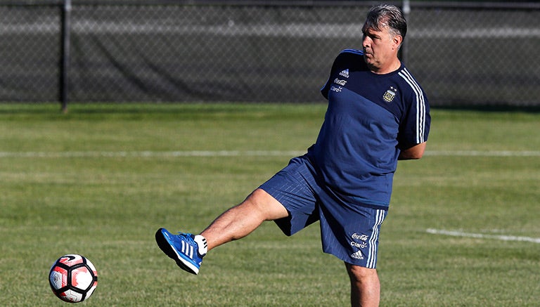 Gerardo Martino en entrenamiento con Argentina