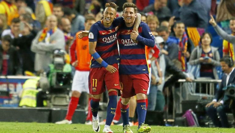 Lionel Messi y Neymar, durante un partido con el Barcelona 