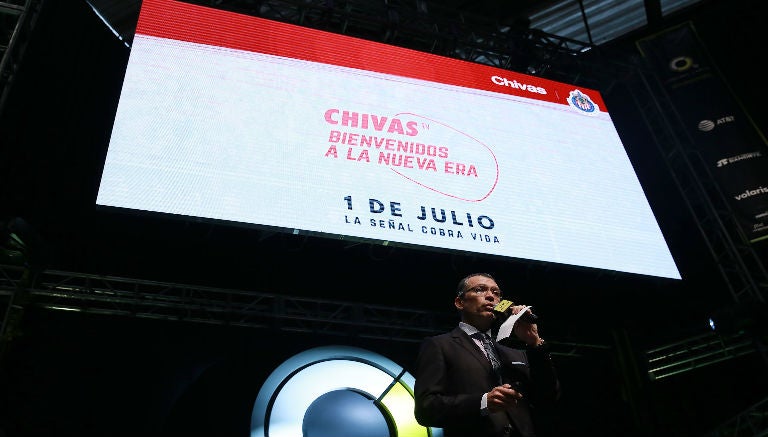 José Luis Higuera presenta Chivas TV