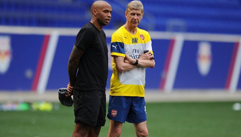 Thierry Henry, en entrenamiento junto a Wegner