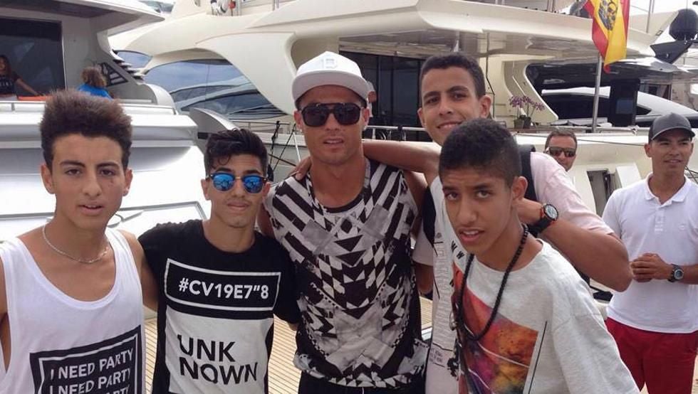 Cristiano se toma foto con fans en Ibiza