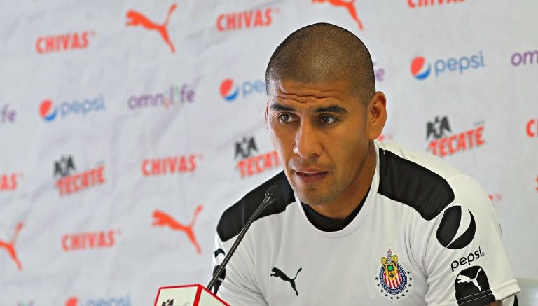 Carlos Salcido en conferencia de prensa