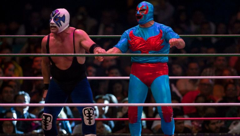 Dos Caras y Atlantis tras su lucha en la Arena México