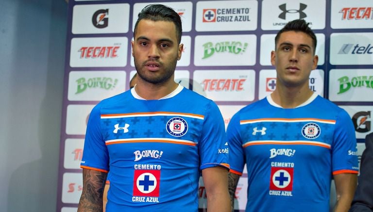 Julián Velázquez, durante presentación de los nuevos refuerzos del Cruz Azul 