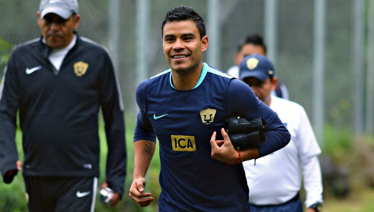 Pablo Barrera durante un entrenamiento de Pumas