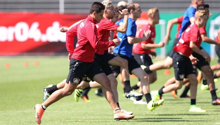 Chicharito Hernández, en su vuelta a los entrenamientos de pretemporada