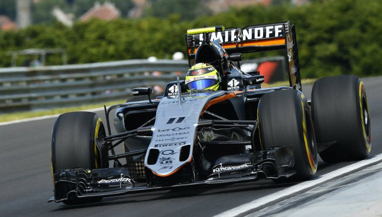 Checo Pérez durante el GP de Hungría