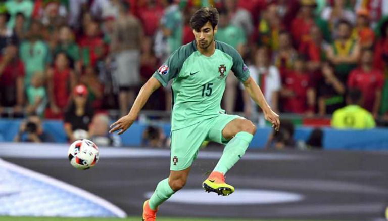 Gomes, durante la Final de la Euro 2016 