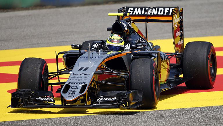 Checo corre en la pista del GP de Hungría