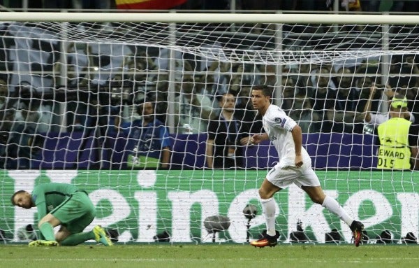 CR7 sale corriendo a festejar el gol del campeonato de Champions