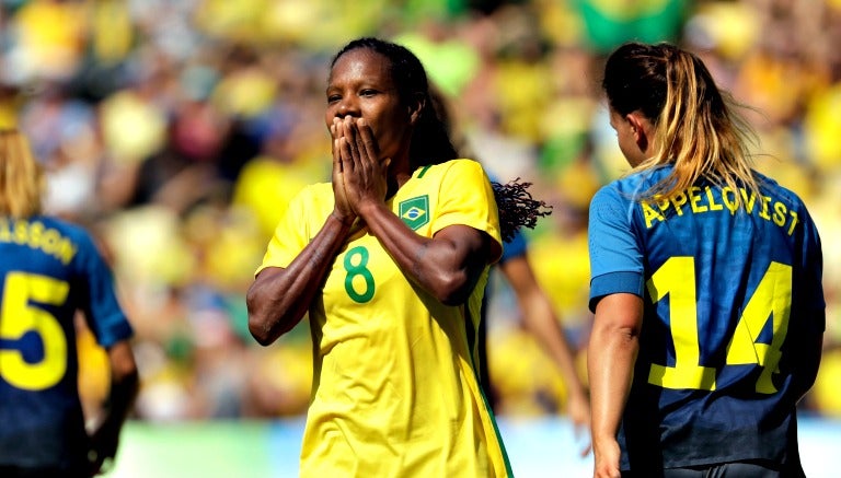 Formiga falla una oportunidad de gol en la Semifinal Río 2016