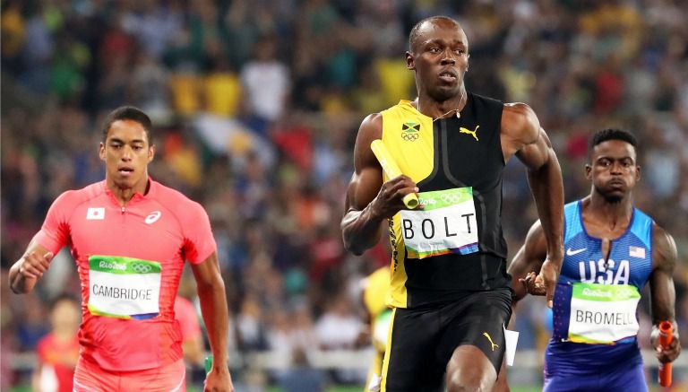 El corredor jamaicano Usain Bolt durante la prueba de 4x100 en los últimos JO