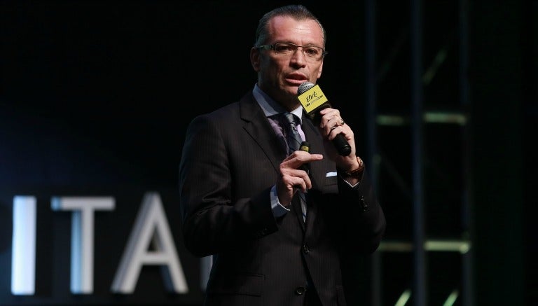 José Luis Higuera en una conferencia de prensa