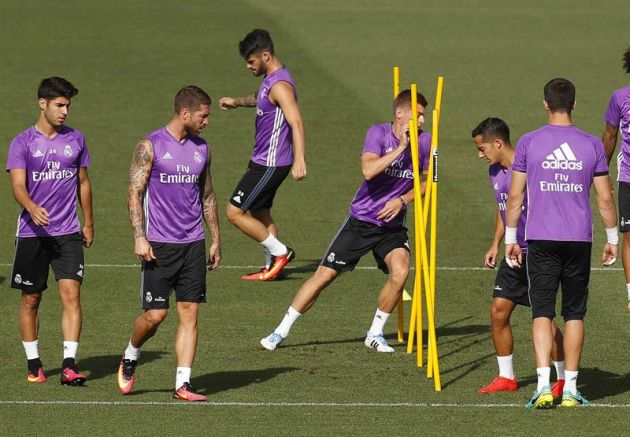 Futbolistas del Real Madrid, en un entrenamiento