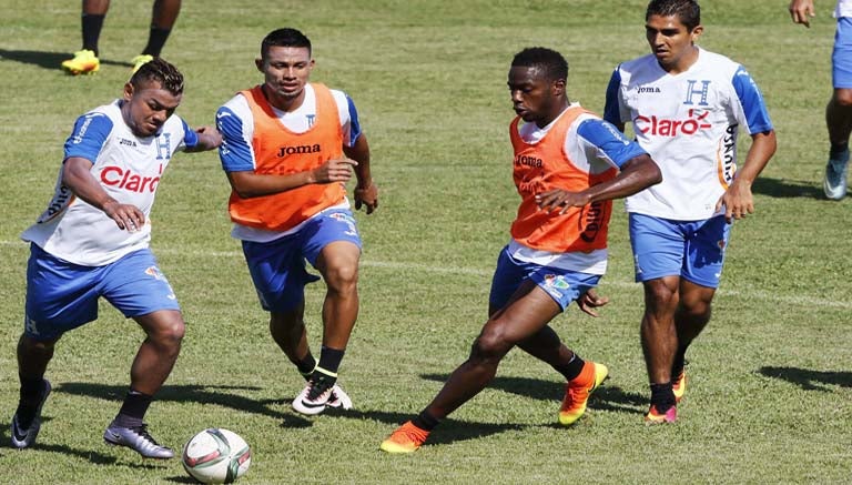 Honduras durante el entrenamiento previo al partido de México