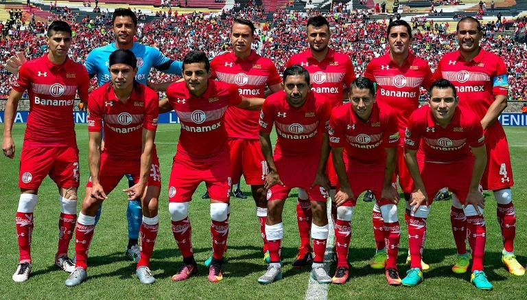 Jugadores de Toluca antes del partido contra Morelia