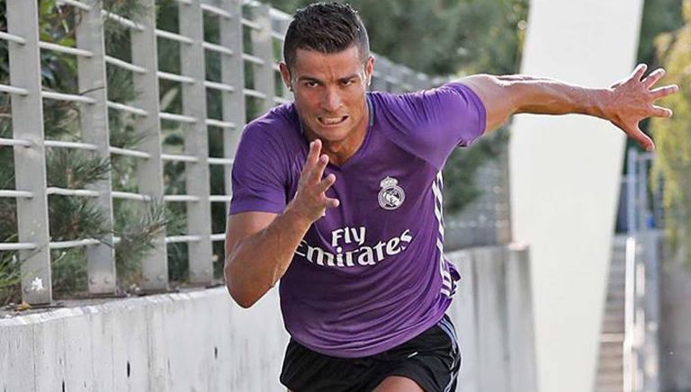 Cristiano Ronaldo corre en entrenamiento del Real Madrid