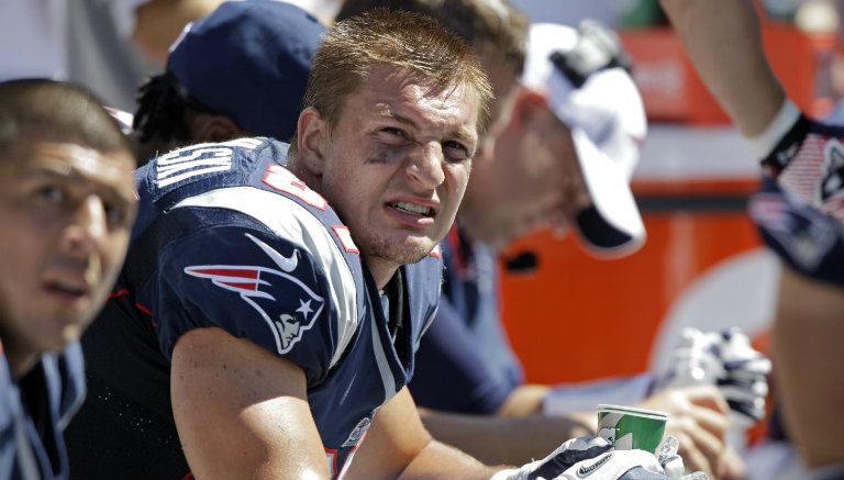 Gronkowski desde la banca de los Patriotas