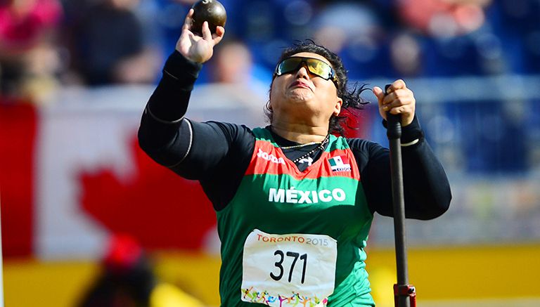 Ángeles Ortiz Hernández durante su participación en Lanzamiento de Bala