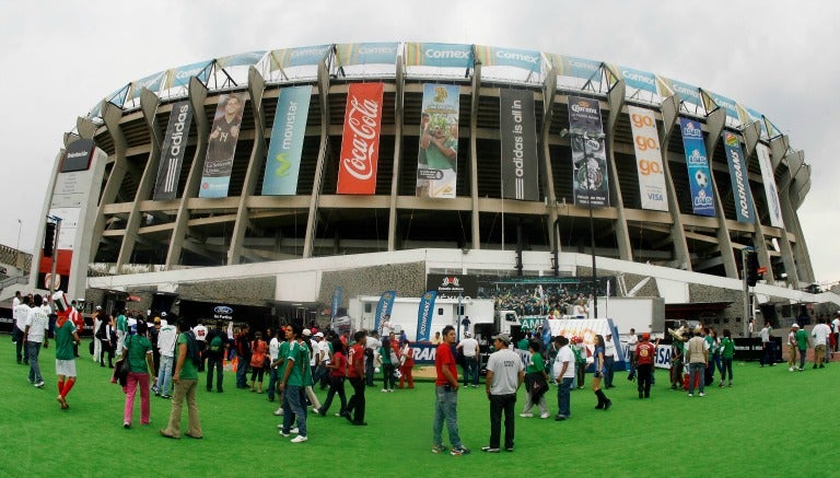 El Coloso de Santa Úrsula previo a un partido del Tri