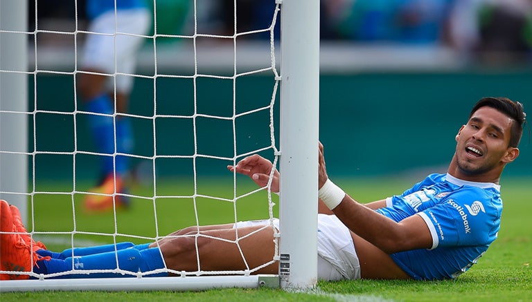 Cruz Azul desaprovechó la ventaja frente al América y perdió el Clásico Joven 