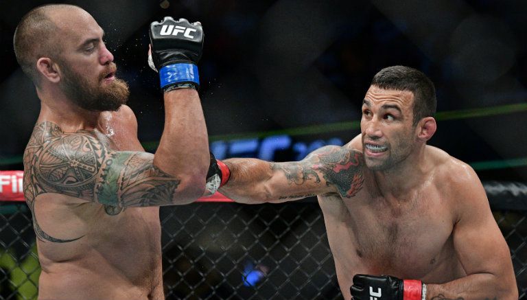 Werdum conecta un golpe a Browne