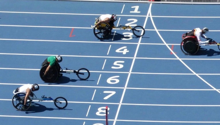 Edgar Navarro cierra en tercer lugar los 100m T51 en Río