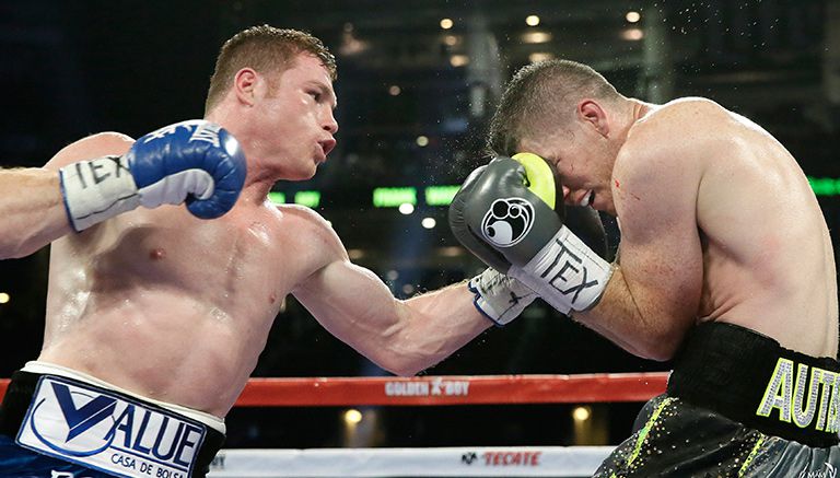 Saúl 'Canelo' Álvarez durante una conferencia de prensa