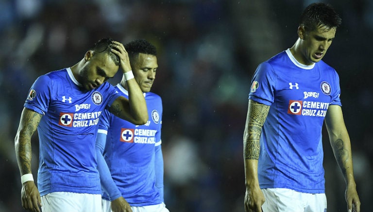 Jugadores de Cruz Azul muestran vergüenza tras derrota contra Toluca