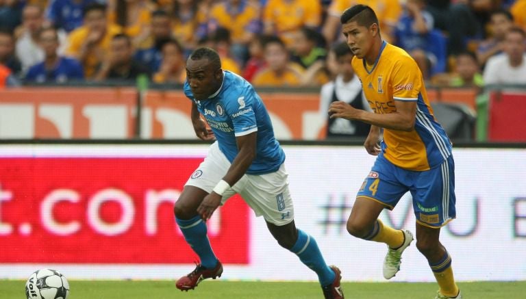 Guerrón durante el partido frente a Tigres